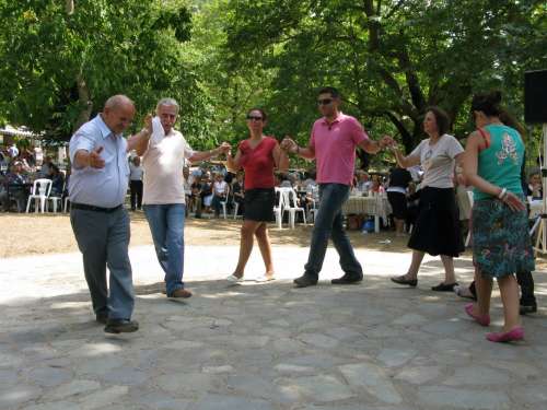 …έτος 2008… 8.9.08… ημέρα Δευτέρα… πανηγύρι του Μοναστηριού μας… της Ιεράς Μονής Γεννήσεως Θεοτόκου Σπινάσας (Νεράϊδας)…...